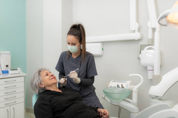 Best Emergency Tooth Extraction in North Industry, OH