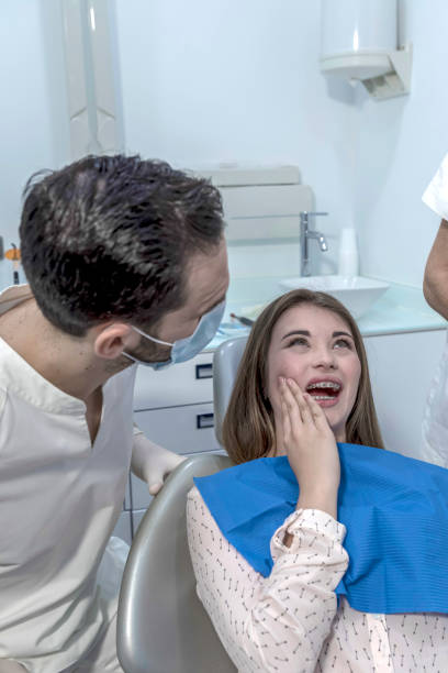 Best Emergency Tooth Extraction in North Industry, OH